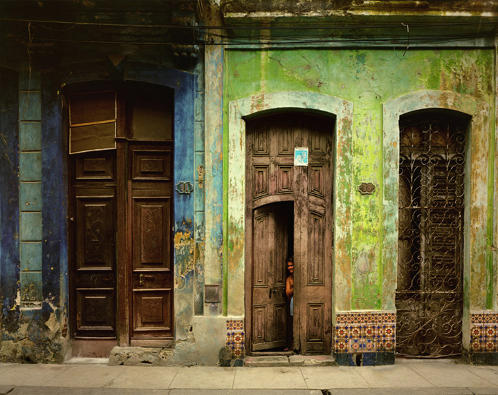 THE BEAUTIFUL COLORS OF CUBA