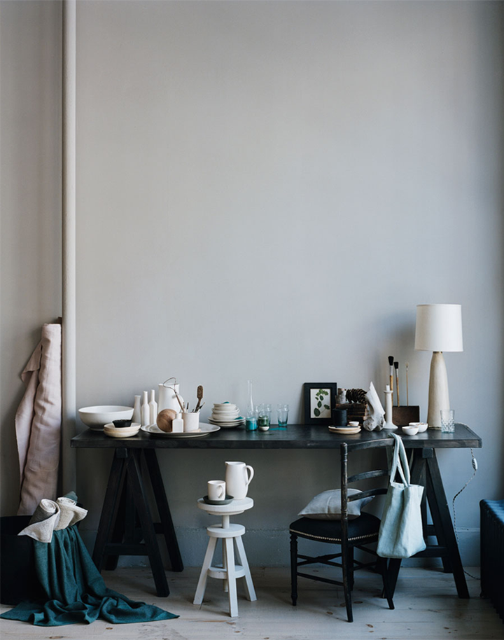 DARK INSPIRATION BY THE STYLIST HILARY ROBERTSON