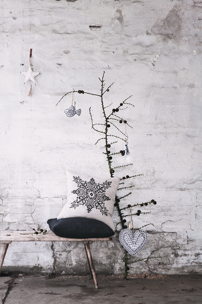 IDEAS FOR SCANDINAVIAN CHRISTMAS DECORATION