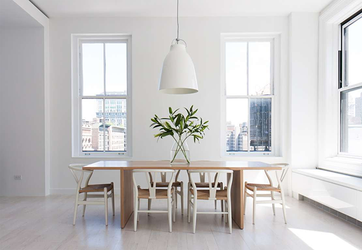 WHITE APARTMENT IN NEW YORK CITY