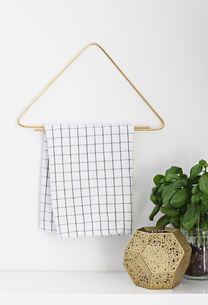 THREE GREAT DIY IDEAS TO TRY IN YOUR WORKSPACE